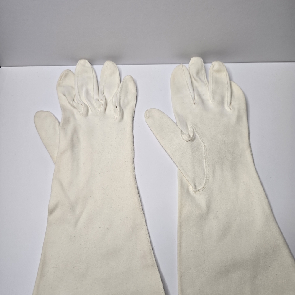 Elegant Off White Women's Gloves
